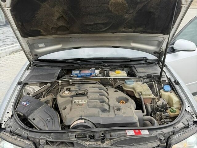 Ауди А4, объемом двигателя 1.9 л и пробегом 324 тыс. км за 4750 $, фото 26 на Automoto.ua