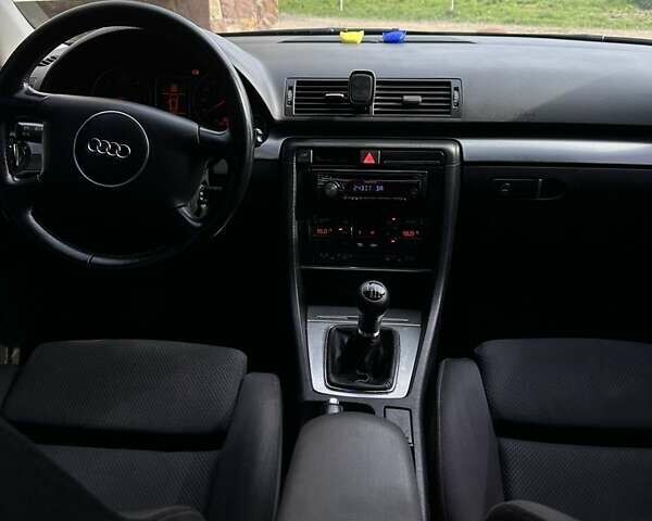 Ауди А4, объемом двигателя 2.5 л и пробегом 291 тыс. км за 5100 $, фото 4 на Automoto.ua