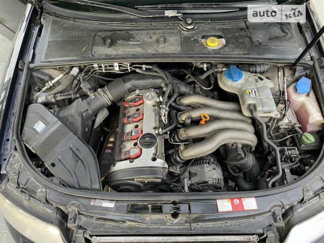 Ауді А4, об'ємом двигуна 2 л та пробігом 300 тис. км за 5200 $, фото 12 на Automoto.ua