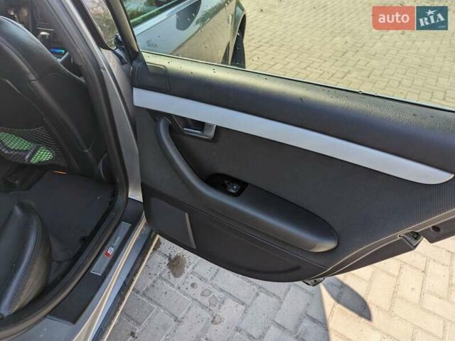 Ауди А4, объемом двигателя 2.5 л и пробегом 236 тыс. км за 5800 $, фото 18 на Automoto.ua