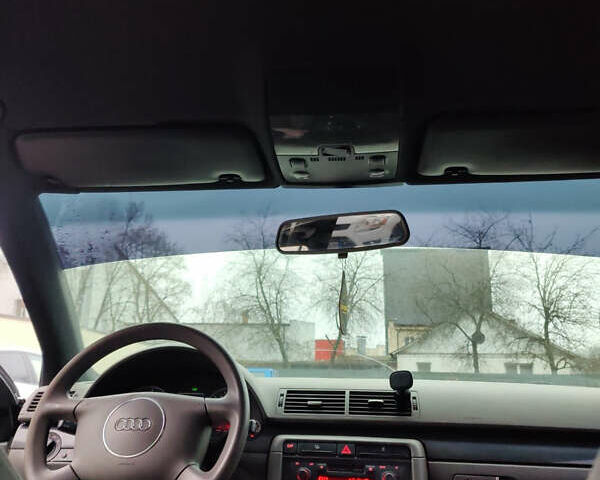 Ауди А4, объемом двигателя 1.8 л и пробегом 269 тыс. км за 4500 $, фото 6 на Automoto.ua