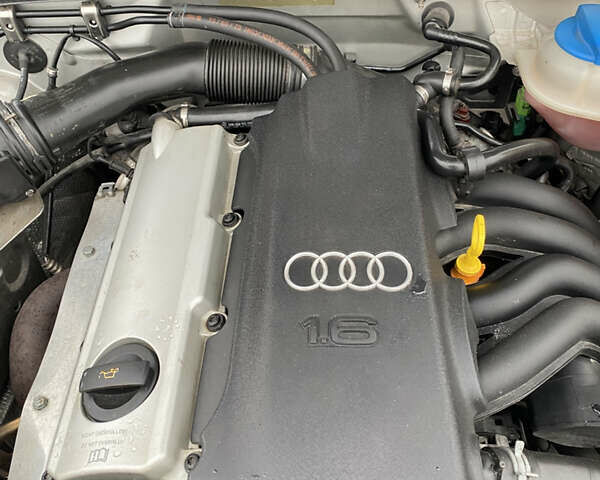 Ауді А4, об'ємом двигуна 1.6 л та пробігом 195 тис. км за 5700 $, фото 6 на Automoto.ua
