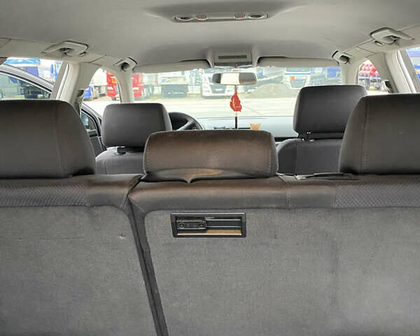 Ауді А4, об'ємом двигуна 1.6 л та пробігом 195 тис. км за 5700 $, фото 19 на Automoto.ua