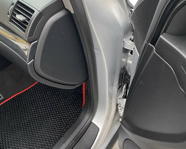 Ауді А4, об'ємом двигуна 1.6 л та пробігом 195 тис. км за 5700 $, фото 24 на Automoto.ua