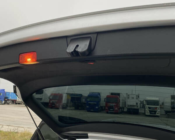 Ауді А4, об'ємом двигуна 1.6 л та пробігом 195 тис. км за 5700 $, фото 22 на Automoto.ua