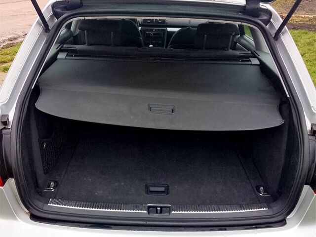 Ауді А4, об'ємом двигуна 1.6 л та пробігом 235 тис. км за 5950 $, фото 7 на Automoto.ua