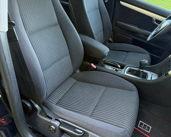 Ауди А4, объемом двигателя 2.5 л и пробегом 289 тыс. км за 4899 $, фото 11 на Automoto.ua