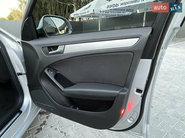 Ауді А4, об'ємом двигуна 2 л та пробігом 260 тис. км за 10900 $, фото 17 на Automoto.ua