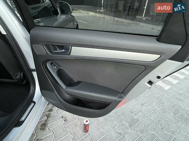Ауді А4, об'ємом двигуна 2 л та пробігом 260 тис. км за 10900 $, фото 19 на Automoto.ua