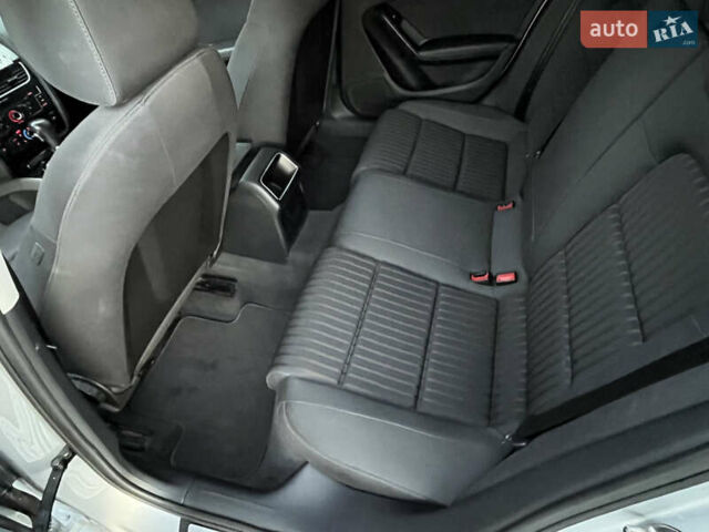 Ауді А4, об'ємом двигуна 2 л та пробігом 260 тис. км за 10900 $, фото 20 на Automoto.ua