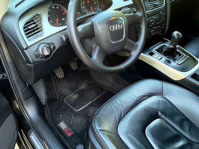 Ауди А4, объемом двигателя 1.8 л и пробегом 223 тыс. км за 8700 $, фото 2 на Automoto.ua