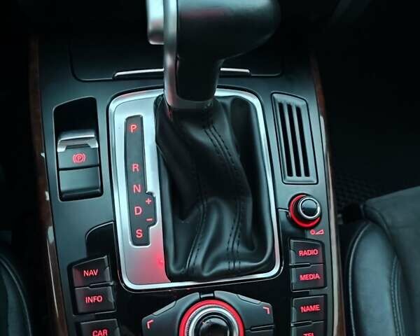 Ауді А4, об'ємом двигуна 2 л та пробігом 260 тис. км за 10000 $, фото 6 на Automoto.ua