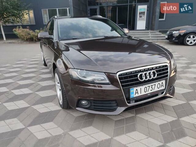 Ауді А4, об'ємом двигуна 2 л та пробігом 260 тис. км за 10000 $, фото 26 на Automoto.ua