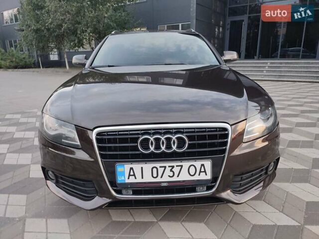 Ауді А4, об'ємом двигуна 2 л та пробігом 260 тис. км за 10000 $, фото 27 на Automoto.ua