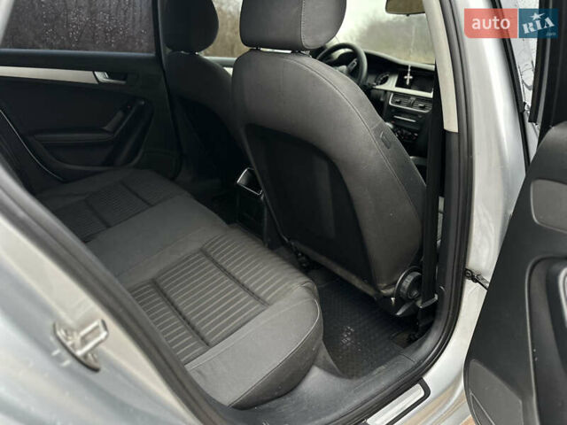Ауді А4, об'ємом двигуна 2 л та пробігом 312 тис. км за 9699 $, фото 32 на Automoto.ua