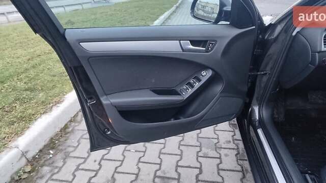 Ауді А4, об'ємом двигуна 2 л та пробігом 290 тис. км за 12000 $, фото 14 на Automoto.ua