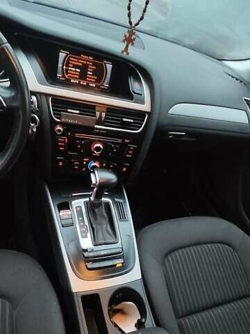 Ауді А4, об'ємом двигуна 2 л та пробігом 290 тис. км за 12000 $, фото 12 на Automoto.ua
