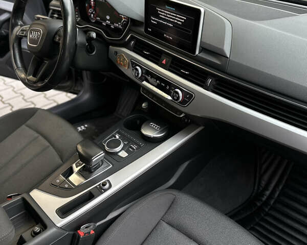 Ауди А4, объемом двигателя 2 л и пробегом 211 тыс. км за 18500 $, фото 30 на Automoto.ua
