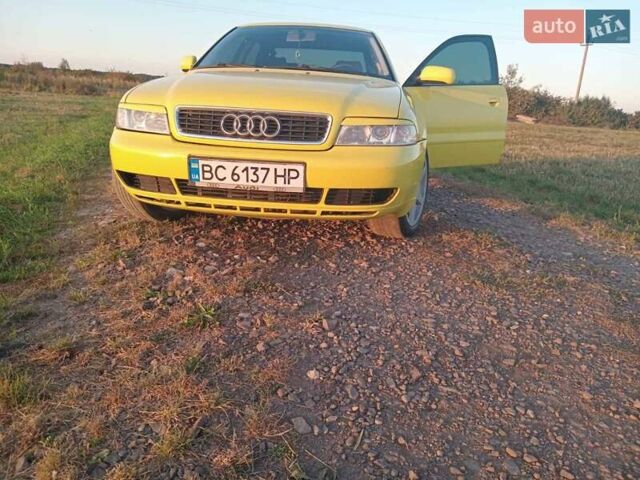 Жовтий Ауді А4, об'ємом двигуна 1.9 л та пробігом 264 тис. км за 3650 $, фото 1 на Automoto.ua
