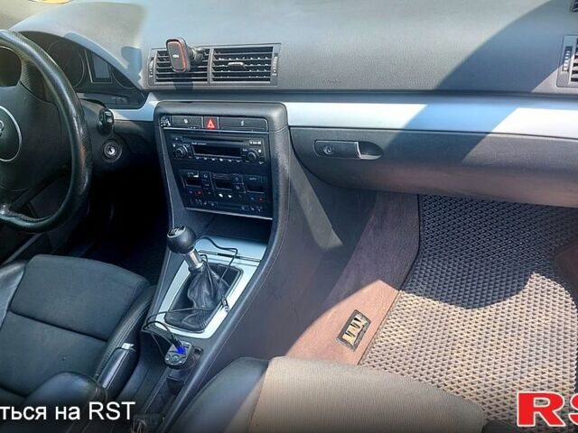 Желтый Ауди А4, объемом двигателя 2 л и пробегом 300 тыс. км за 5500 $, фото 12 на Automoto.ua