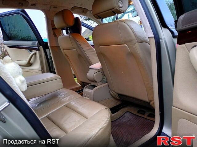 Жовтий Ауді А4, об'ємом двигуна 2.5 л та пробігом 298 тис. км за 3800 $, фото 11 на Automoto.ua