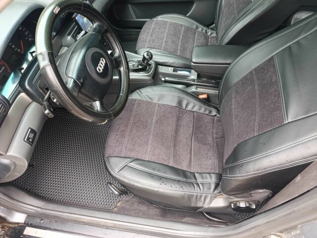 Серый Ауди А4, объемом двигателя 1.9 л и пробегом 370 тыс. км за 4500 $, фото 5 на Automoto.ua