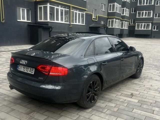 Серый Ауди А4, объемом двигателя 2 л и пробегом 300 тыс. км за 7700 $, фото 5 на Automoto.ua