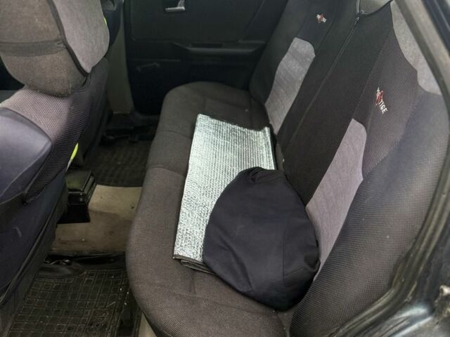 Серый Ауди А4, объемом двигателя 1.8 л и пробегом 203 тыс. км за 1499 $, фото 7 на Automoto.ua