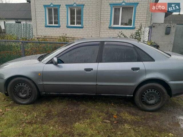 Серый Ауди А4, объемом двигателя 1.78 л и пробегом 335 тыс. км за 2700 $, фото 2 на Automoto.ua