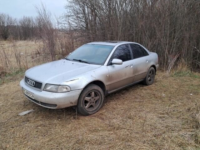 Ауди А4 1995 в Верхнеднепровске на Automoto.ua Серый Ауди А4, объемом двигателя 1.8 л и пробегом 470 тыс. км за 2400 $, фото 2 на Automoto.ua