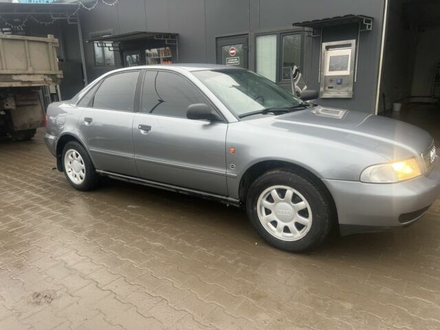 Серый Ауди А4, объемом двигателя 1.6 л и пробегом 211 тыс. км за 2999 $, фото 4 на Automoto.ua