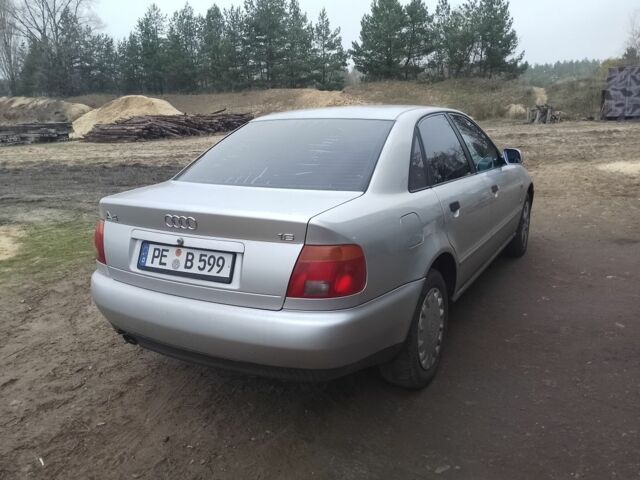 Серый Ауди А4, объемом двигателя 1 л и пробегом 305 тыс. км за 2000 $, фото 6 на Automoto.ua