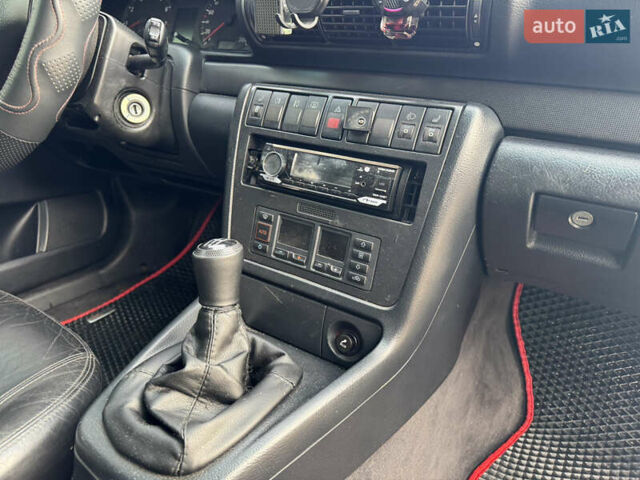 Серый Ауди А4, объемом двигателя 2.6 л и пробегом 330 тыс. км за 2900 $, фото 16 на Automoto.ua