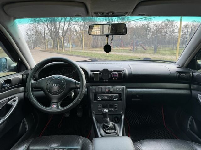 Серый Ауди А4, объемом двигателя 2.6 л и пробегом 330 тыс. км за 2900 $, фото 12 на Automoto.ua