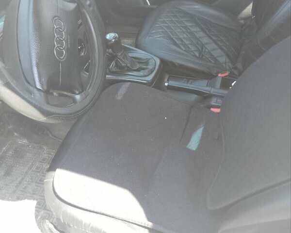 Серый Ауди А4, объемом двигателя 2.6 л и пробегом 242 тыс. км за 2250 $, фото 3 на Automoto.ua