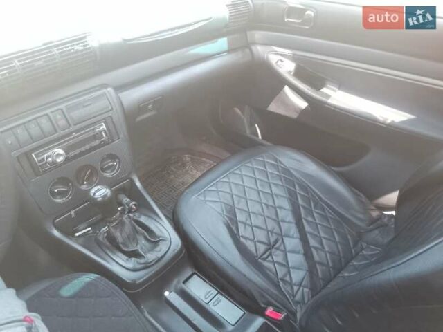 Серый Ауди А4, объемом двигателя 2.6 л и пробегом 242 тыс. км за 2250 $, фото 4 на Automoto.ua