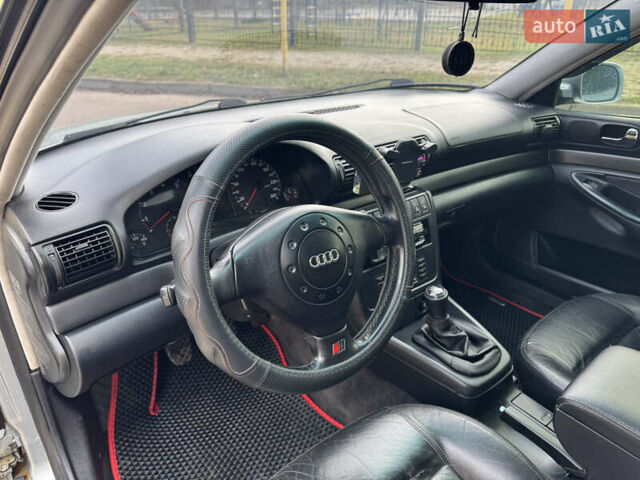 Серый Ауди А4, объемом двигателя 2.6 л и пробегом 330 тыс. км за 2900 $, фото 10 на Automoto.ua