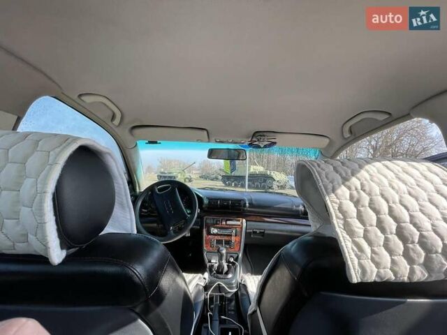 Серый Ауди А4, объемом двигателя 2.6 л и пробегом 300 тыс. км за 4300 $, фото 6 на Automoto.ua