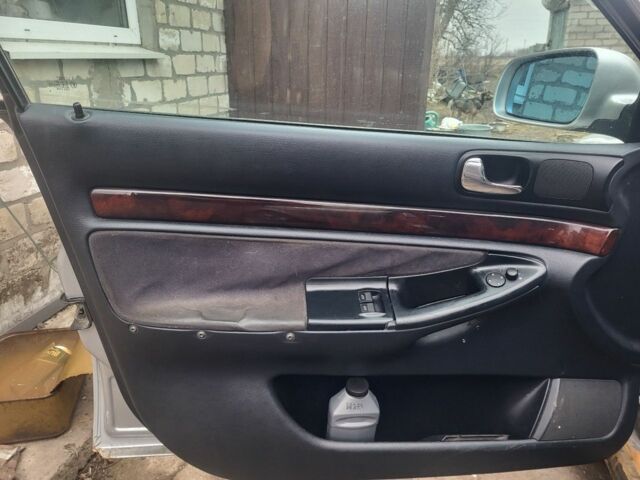 Серый Ауди А4, объемом двигателя 1.9 л и пробегом 320 тыс. км за 2699 $, фото 8 на Automoto.ua