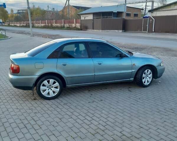 Ауди А4 1996 в Виннице на Automoto.ua Серый Ауди А4, объемом двигателя 2.6 л и пробегом 357 тыс. км за 2800 $, фото 1 на Automoto.ua