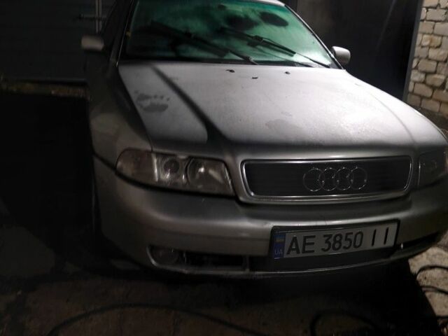 Серый Ауди А4, объемом двигателя 1.9 л и пробегом 320 тыс. км за 2699 $, фото 3 на Automoto.ua