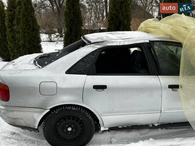 Сірий Ауді А4, об'ємом двигуна 1.78 л та пробігом 270 тис. км за 1500 $, фото 3 на Automoto.ua