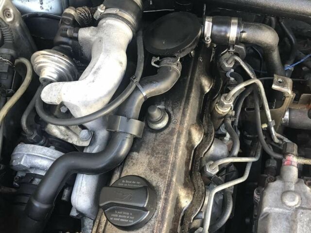 Серый Ауди А4, объемом двигателя 1.9 л и пробегом 320 тыс. км за 2699 $, фото 4 на Automoto.ua