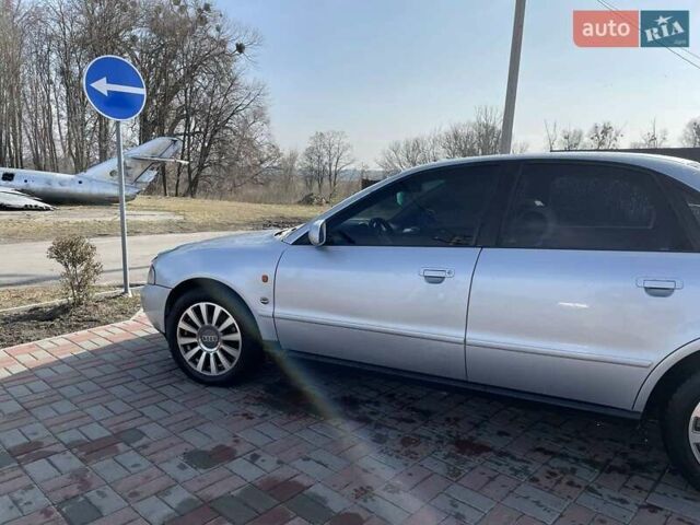 Серый Ауди А4, объемом двигателя 2.6 л и пробегом 300 тыс. км за 4300 $, фото 11 на Automoto.ua