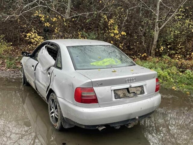 Серый Ауди А4, объемом двигателя 1.6 л и пробегом 210 тыс. км за 700 $, фото 3 на Automoto.ua