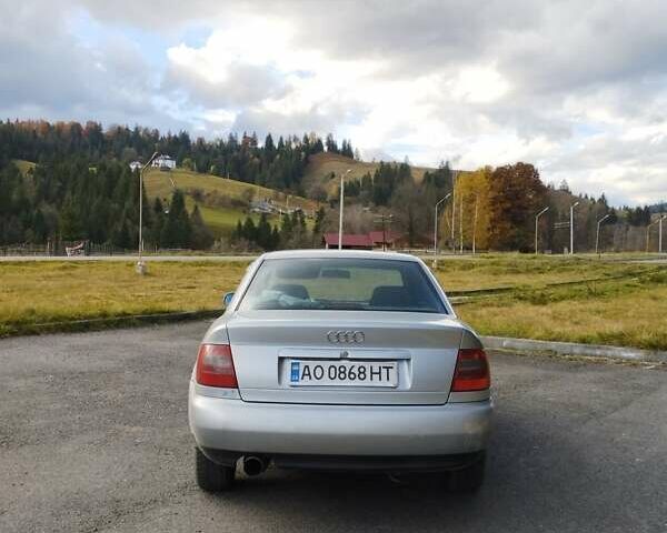 Ауди А4 1996 в Верховине на Automoto.ua Серый Ауди А4, объемом двигателя 1.78 л и пробегом 396 тыс. км за 2800 $, фото 5 на Automoto.ua