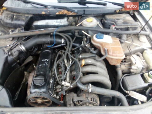 Серый Ауди А4, объемом двигателя 1.6 л и пробегом 340 тыс. км за 1500 $, фото 9 на Automoto.ua