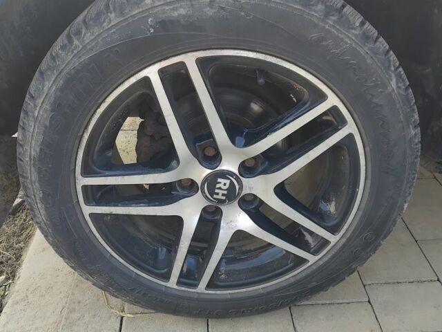 Сірий Ауді А4, об'ємом двигуна 0 л та пробігом 350 тис. км за 1500 $, фото 8 на Automoto.ua