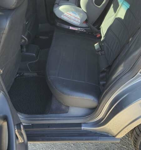 Серый Ауди А4, объемом двигателя 1.6 л и пробегом 229 тыс. км за 5000 $, фото 11 на Automoto.ua