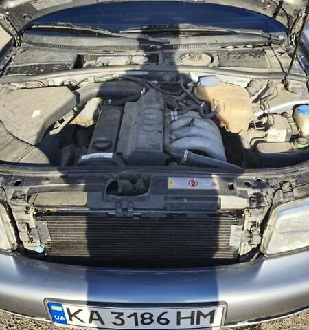 Серый Ауди А4, объемом двигателя 1.6 л и пробегом 229 тыс. км за 5000 $, фото 14 на Automoto.ua